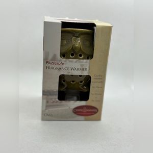 Candle Warmers Pluggable Fragrance Warmer, Green Owl Wax Warmer/NWB